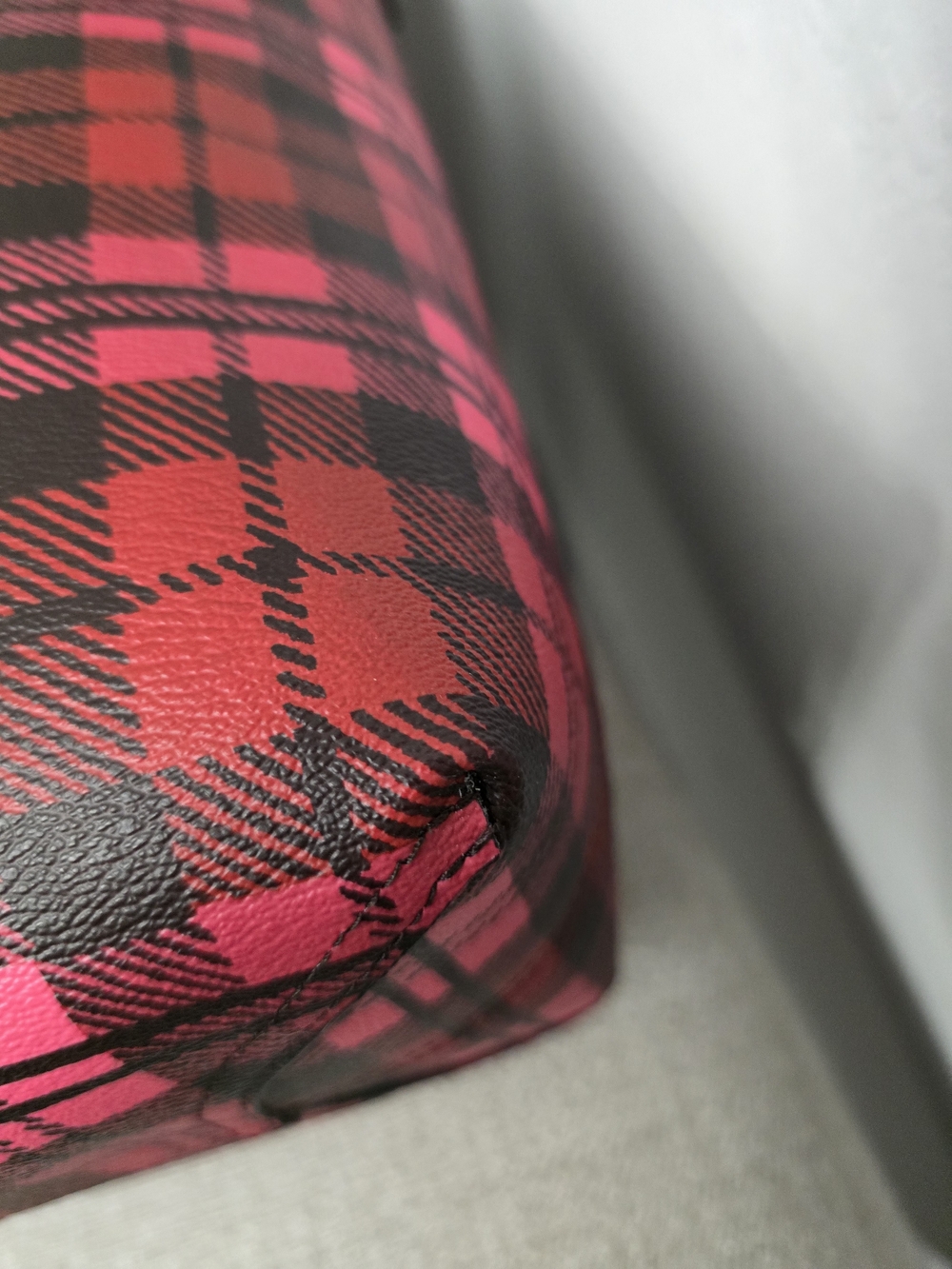 EUC Coach Reversible City Tote Bag – Burgundy & Pink Plaid - Picture 6 of 16